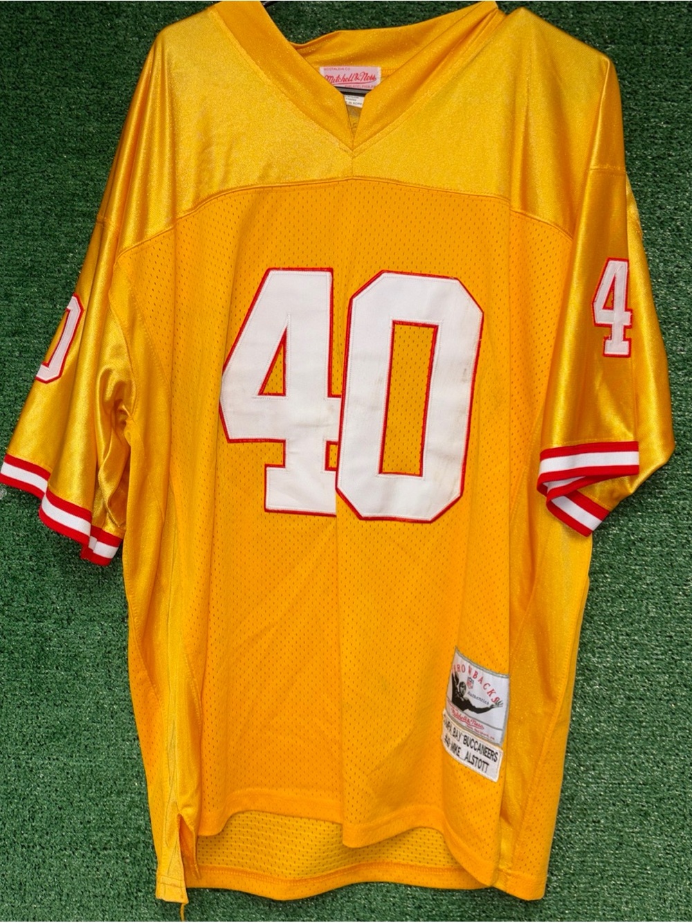 Mitchell & Ness Tampa Bay Buccaneers Mike Alstott #40 NFL jersey men’s Size 52